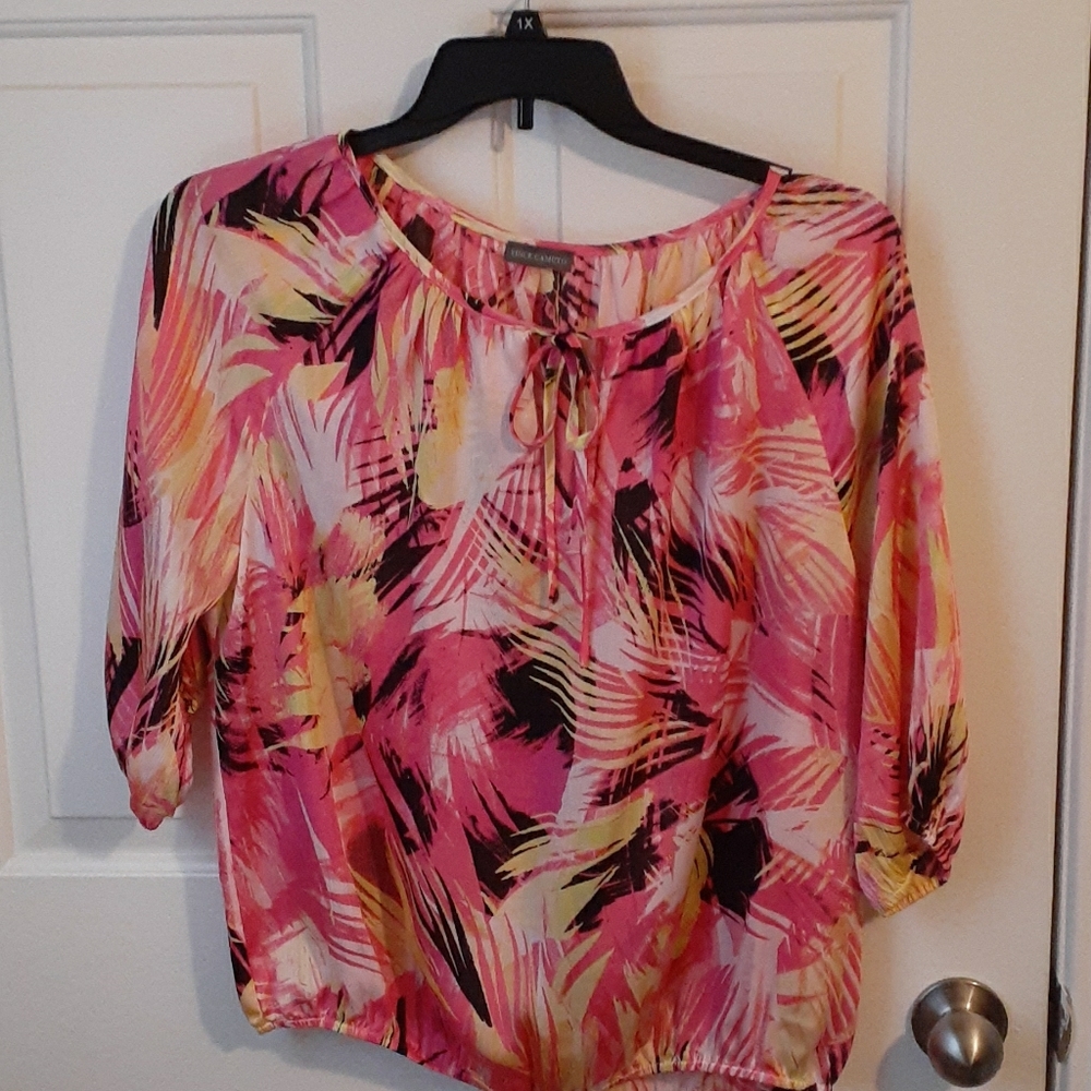 Pink yellow  and black short sleeve blouse